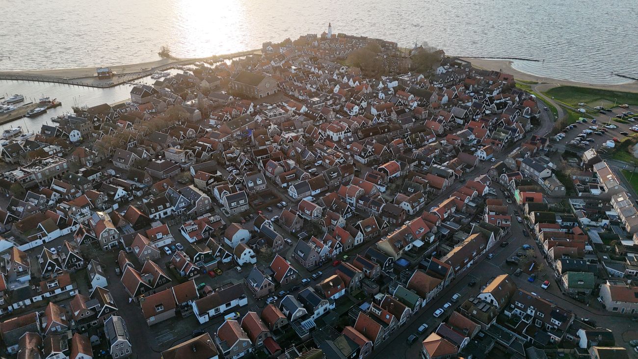 Nieuws - Uitzendbureau vreest dat arbeidsmigranten huizen én Urk uit moeten door plan gemeente