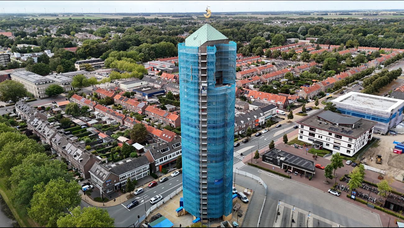 Nieuwe scheuren ontdekt in Poldertoren Emmeloord, raad moet 650.000 euro extra uittrekken