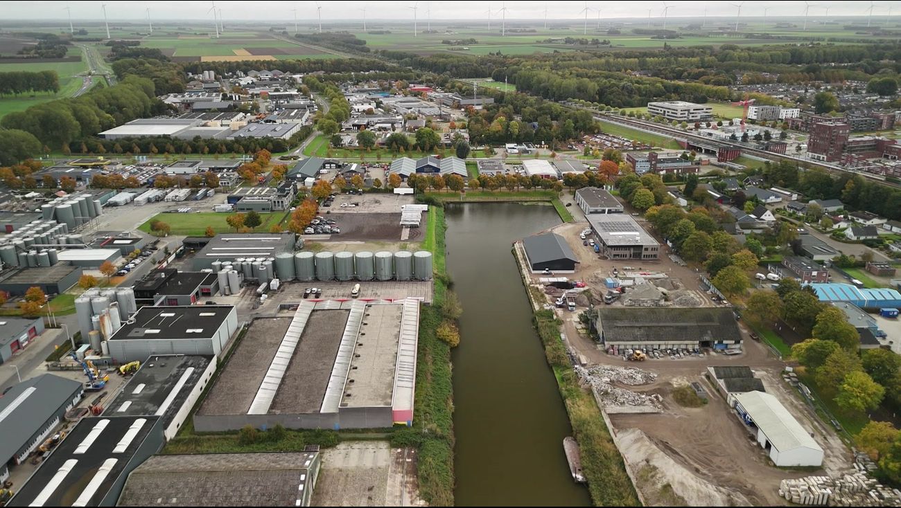 Nieuws - Oppositie eist uitleg: hield college B en W informatie over stankoverlast achter?
