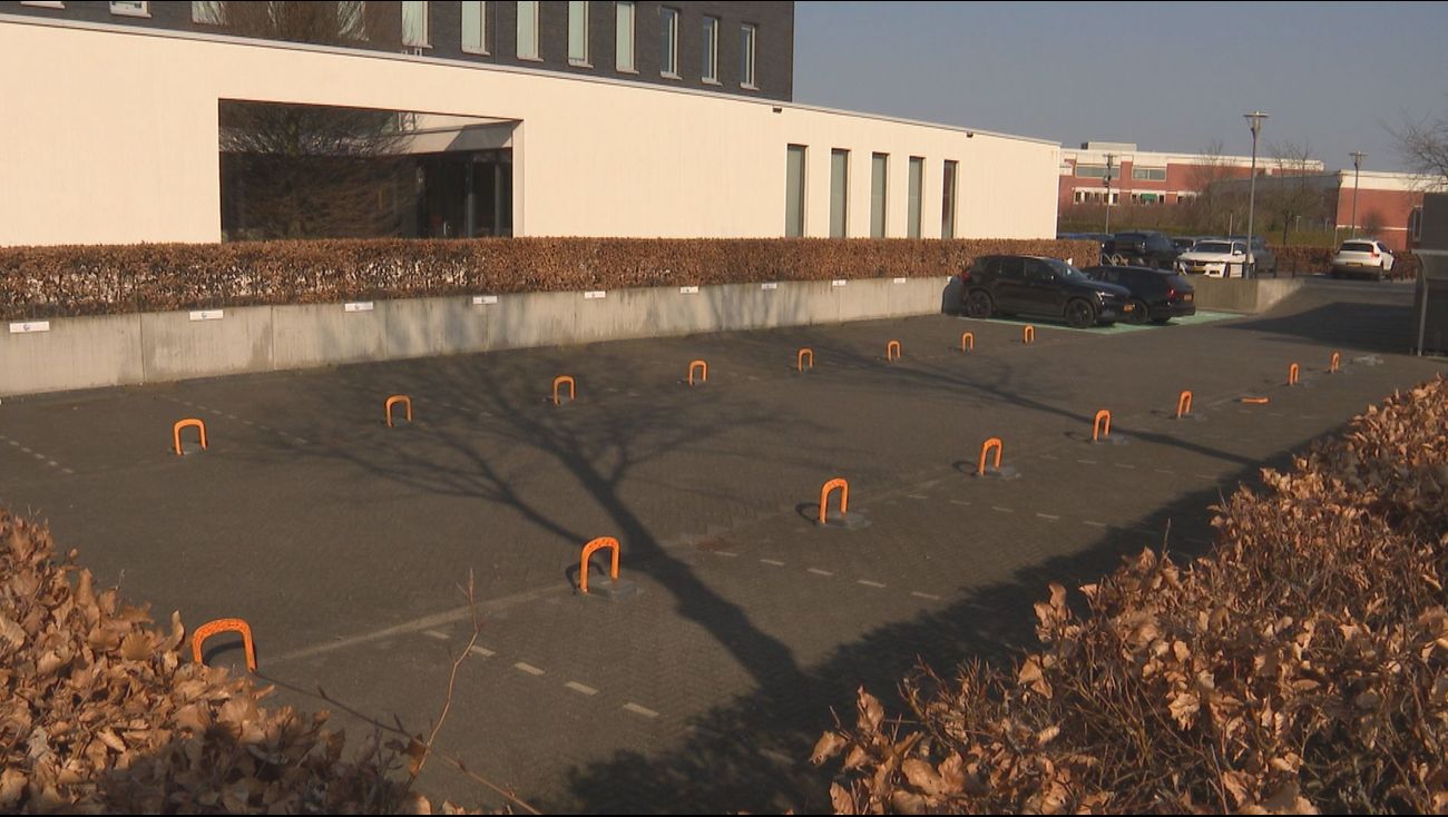 Nieuws - Kantoor Jeugd Lelystad dicht- medewerkers hebben zich ziekgemeld