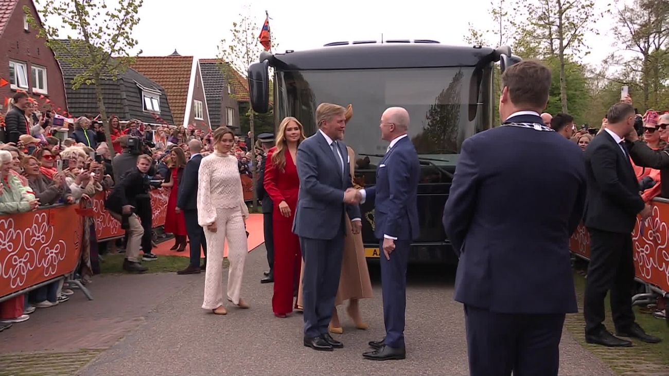 Nieuws - Wat kan Lelystad van Dokkum leren over Koningsdag met de koninklijke familie?
