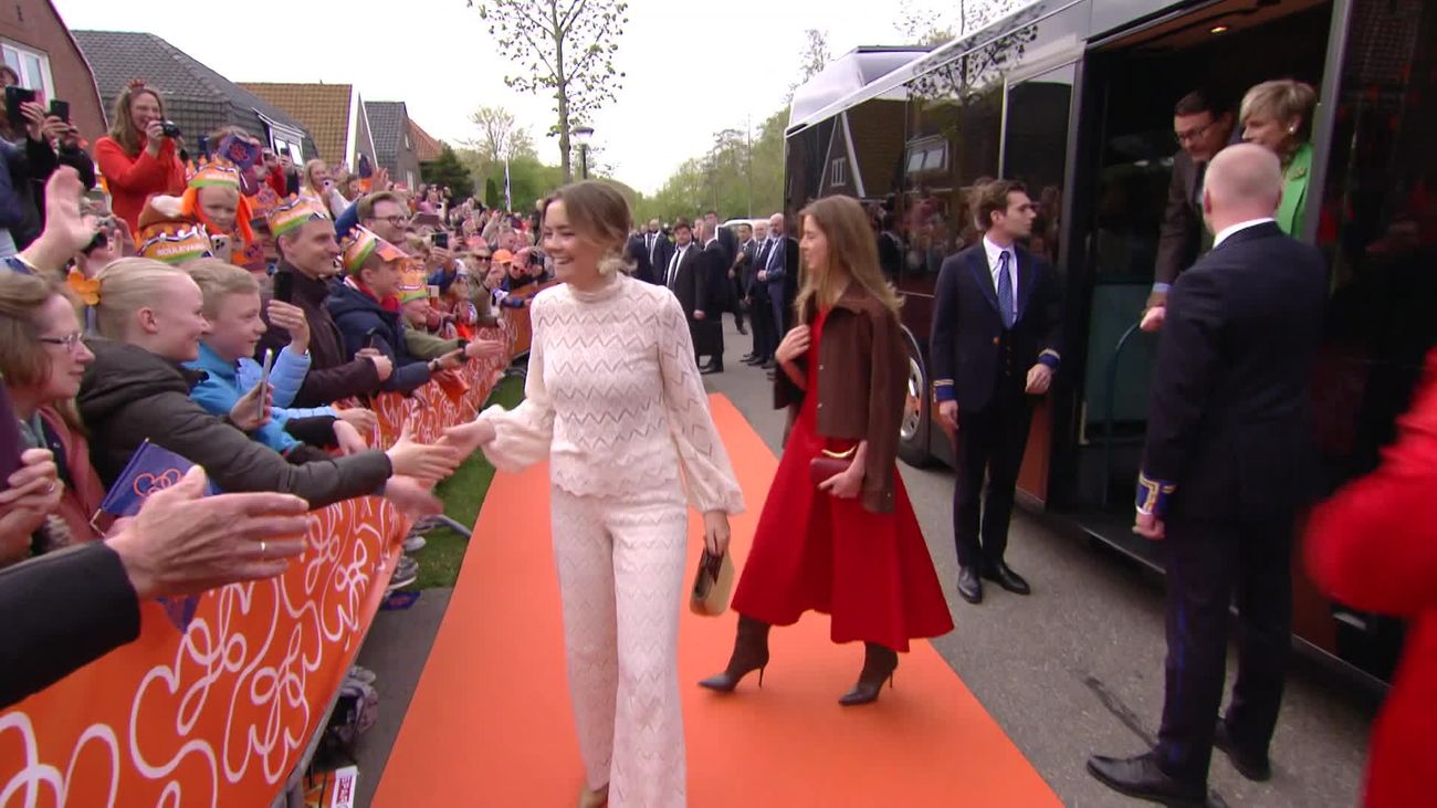 Nieuws - Koningsdag 2027: wat kan Lelystad leren van eerdere bezoek aan Dokkum?