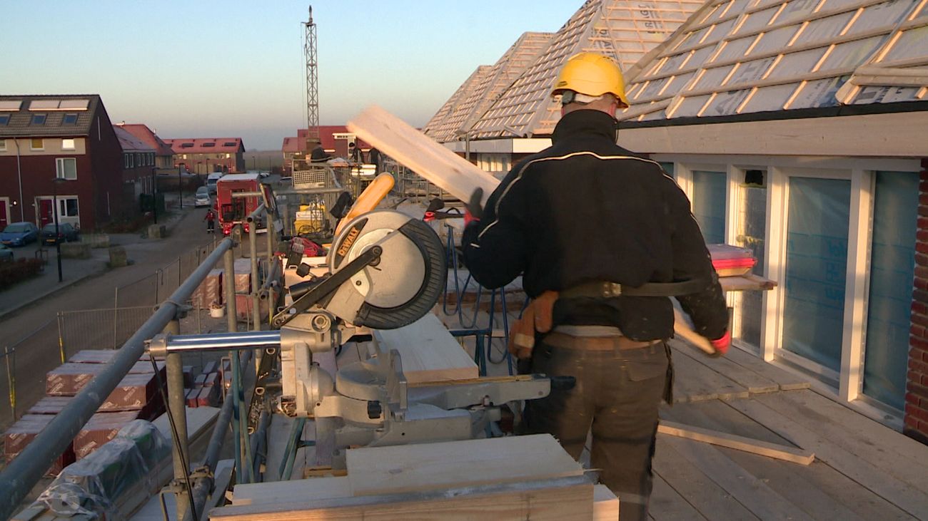 26 bouwprojecten in Almere liggen stil door schorsing kwaliteitsborgers