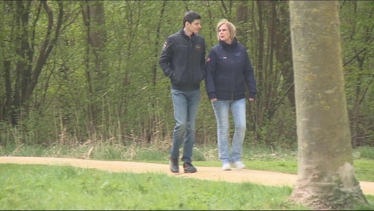 Nieuws - Mitchell (25) wilde niet meer leven, nu helpt zijn verhaal anderen