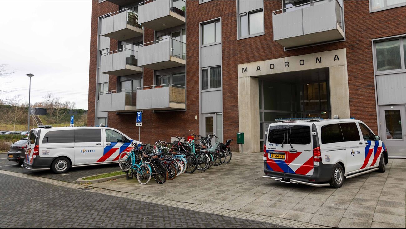Nieuws - Arrestatie na vondst dode op balkon in Almere