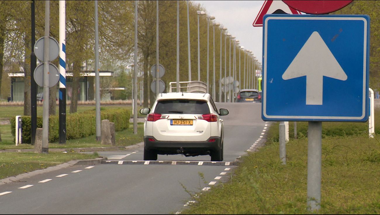 Nieuws - Onderzoek: Verkeerslichten en een turborotonde maken Evenaar veiliger