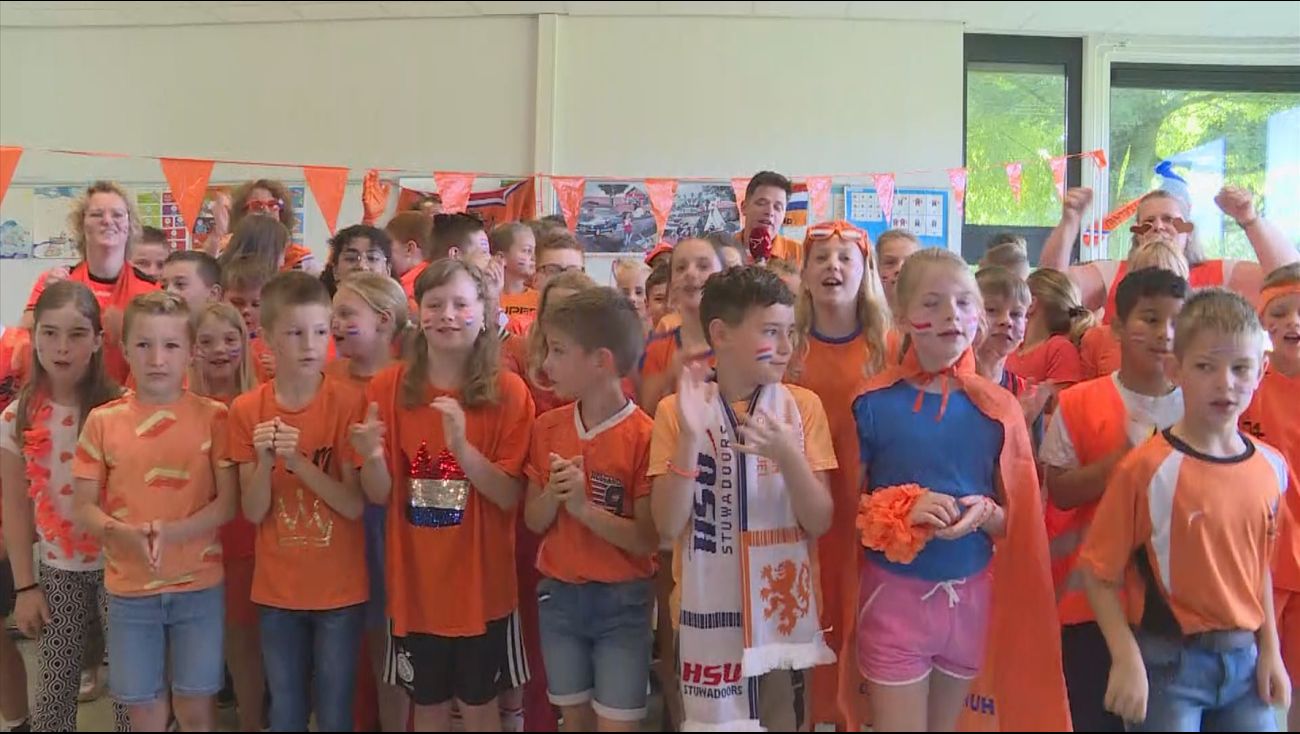 Gemist - Kinderen uit Nagele doen voorspelling voor halve finale
