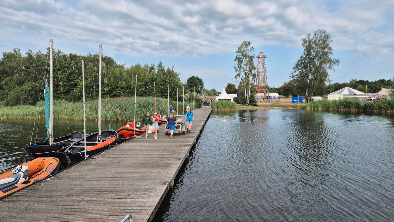 Nieuws - Nawaka strijkt neer in Zeewolde: duizenden waterscouts op kamp